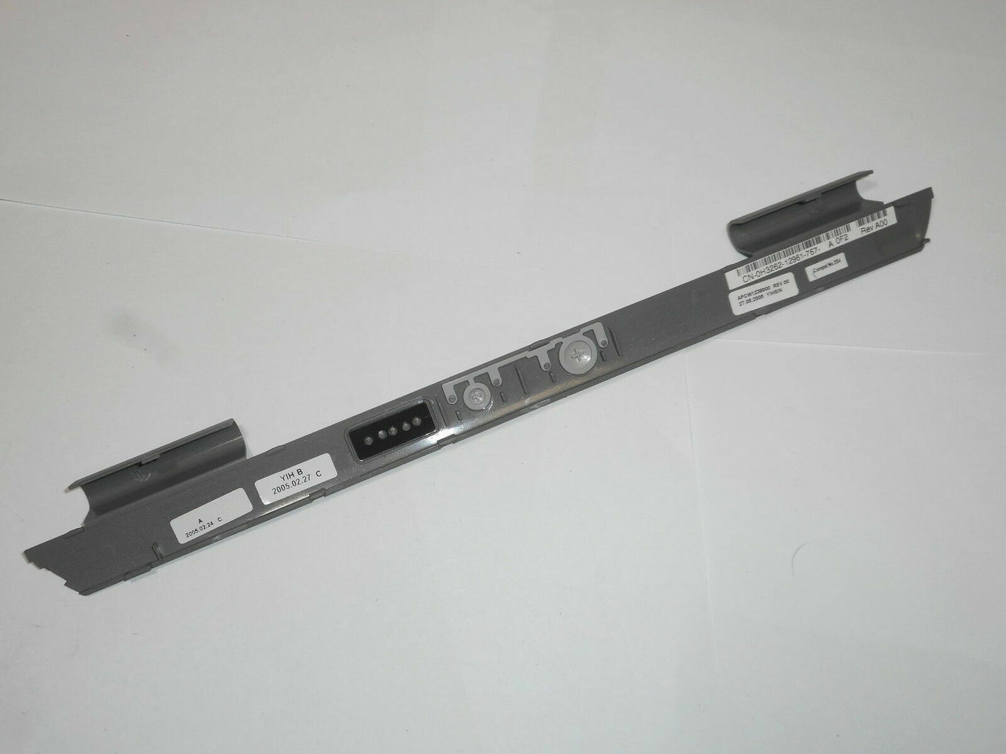 Dell Inspiron 1150 Hinge Center Control Power Button Cover H3262