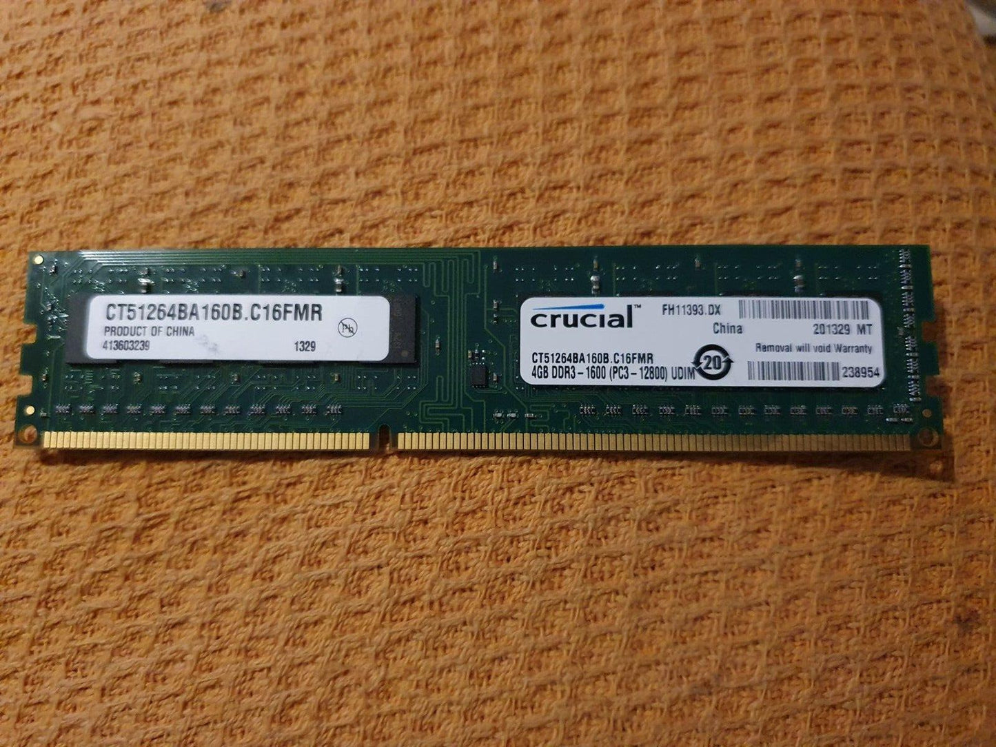 Crucial CT51264BA160B.C16FMR 4GB DDR3 240 Pin 1.35V/1.5V PC3-12800 Memory Module