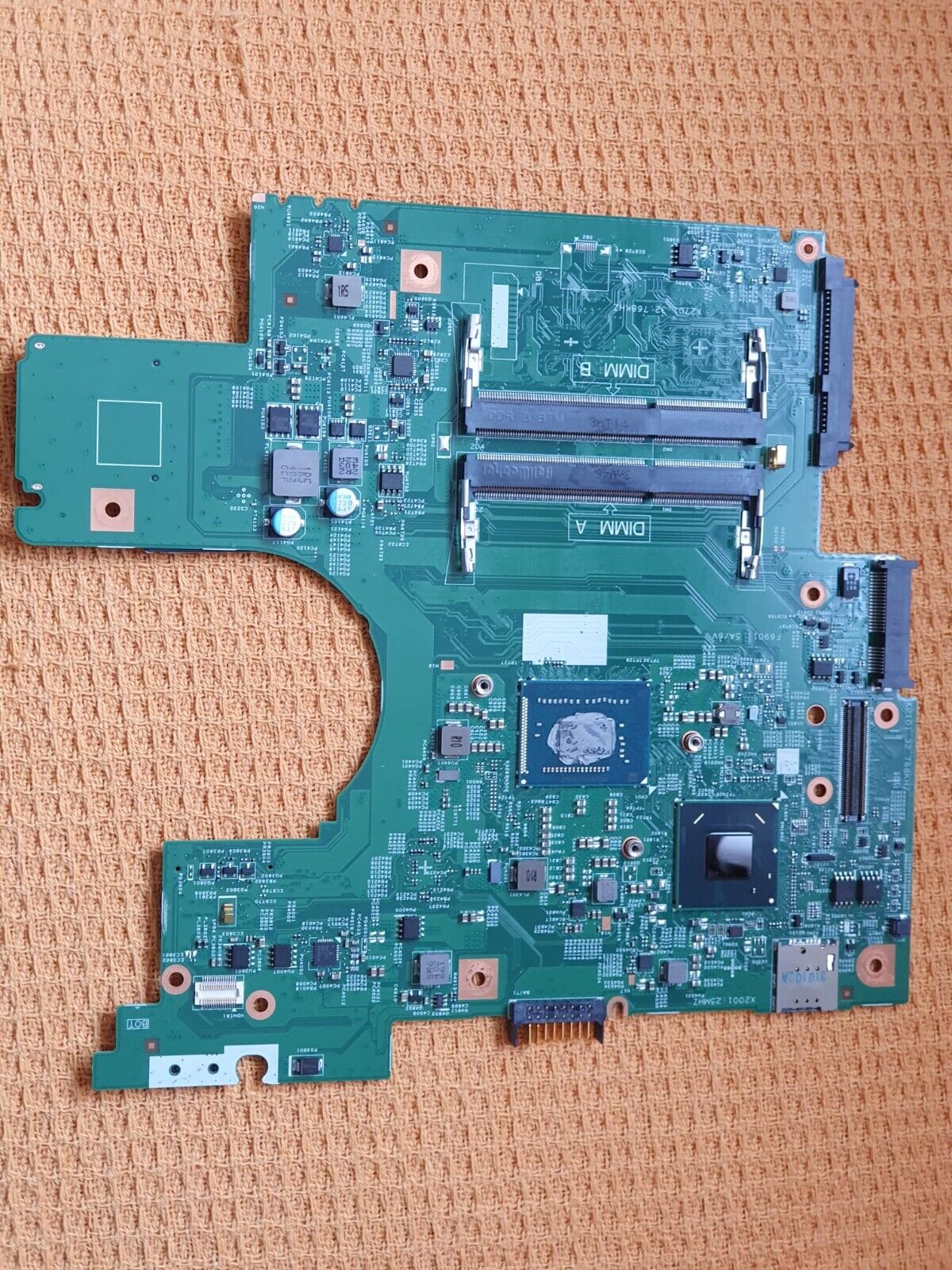 Dell Latitude 3330 Laptop Motherboard Dell 02P5V3 Celeron 8G44H