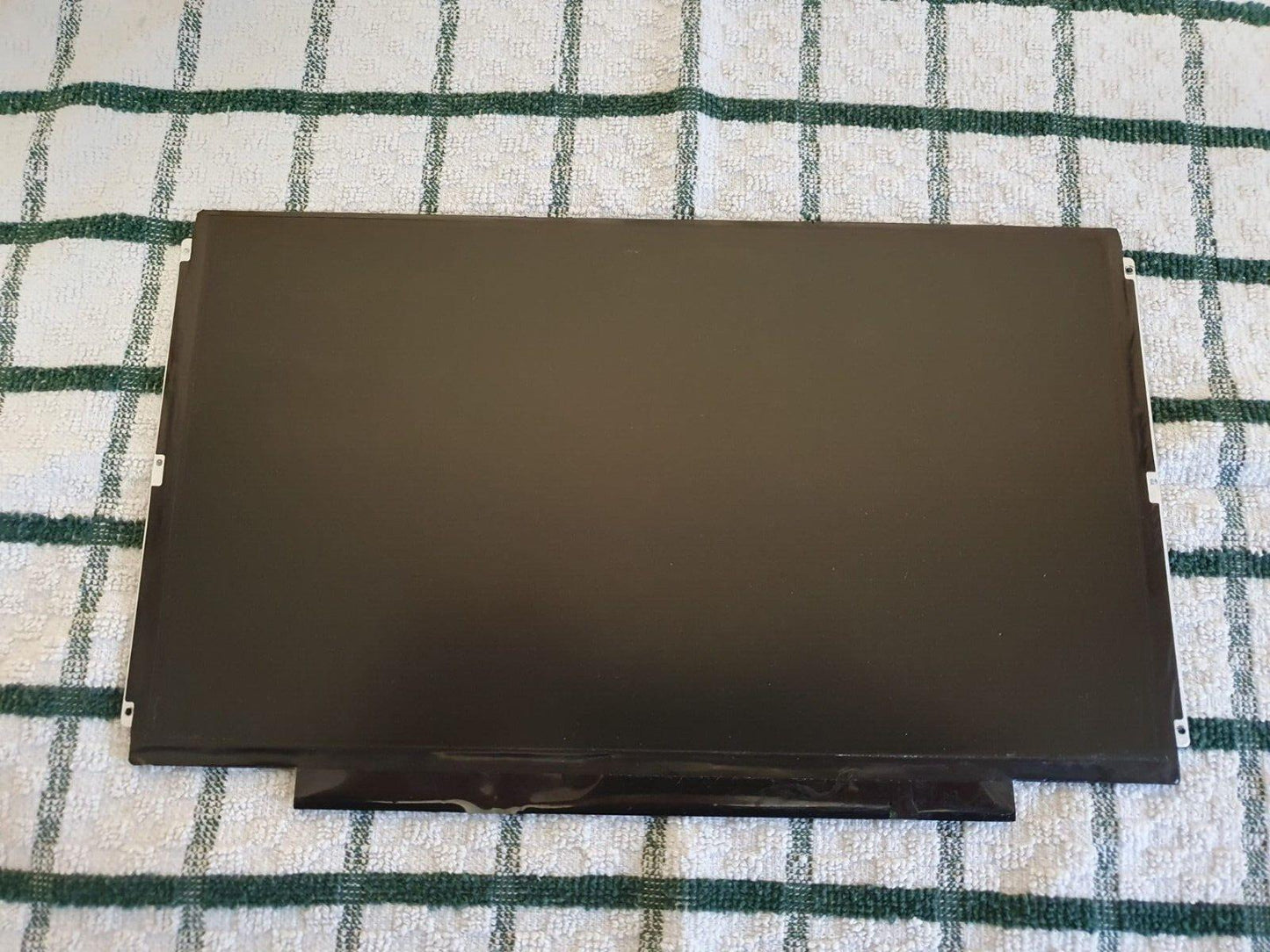 Dell Latitude 3330 13.3" N133BGE-L31  Laptop 40 Pin LED Screen - 056T75